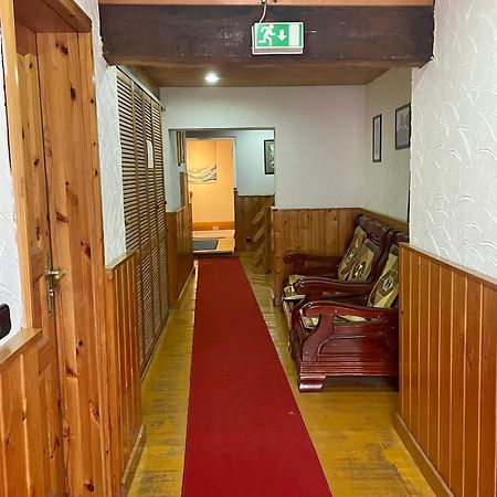 Hotel Altes Faehrhaus Duisburg Exteriör bild