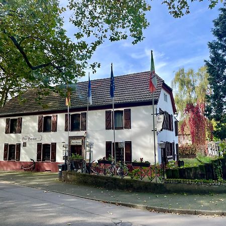 Hotel Altes Faehrhaus Duisburg Exteriör bild